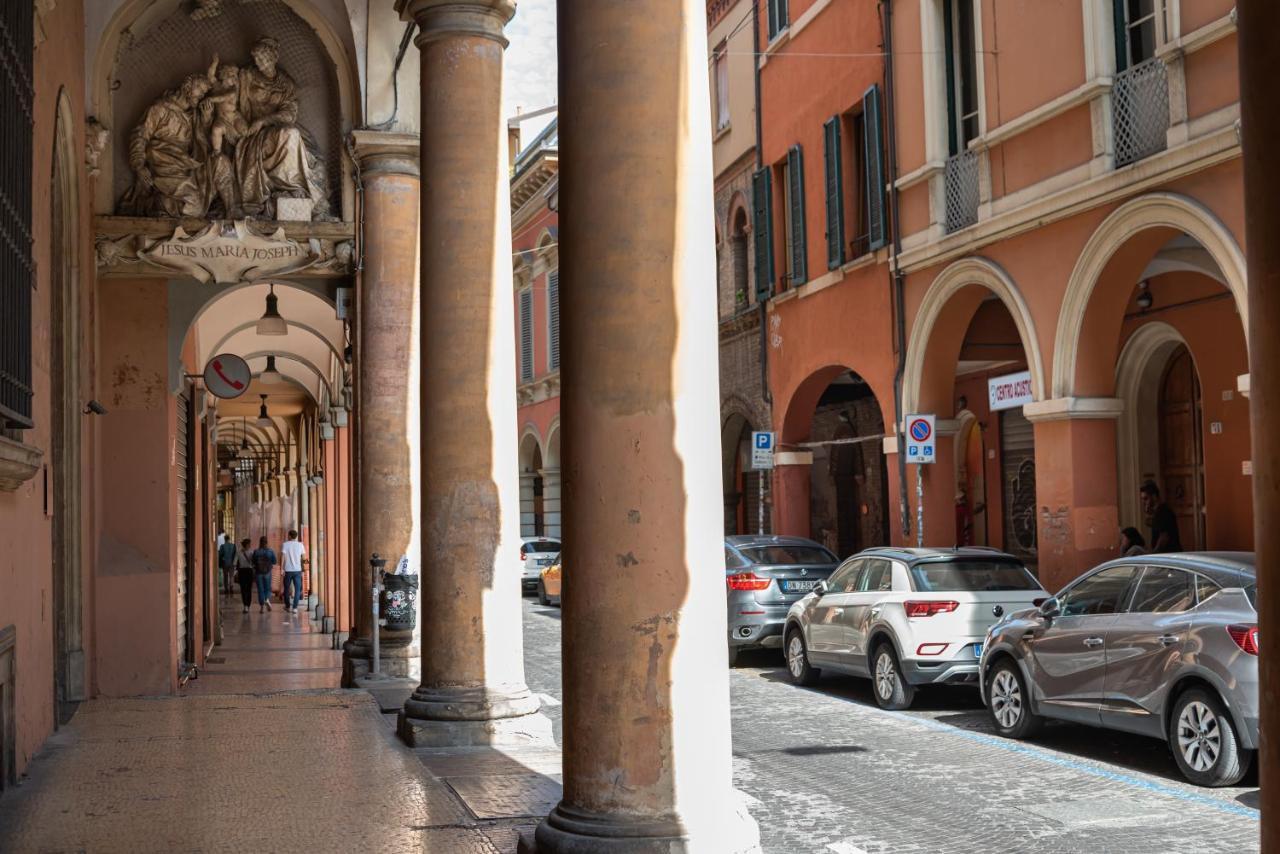 Nel Cuore Di Bologna - Casa Boss Екстериор снимка
